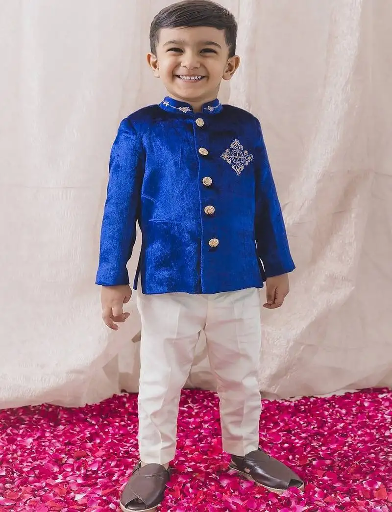 Blue embroidered viscose bandhgala set