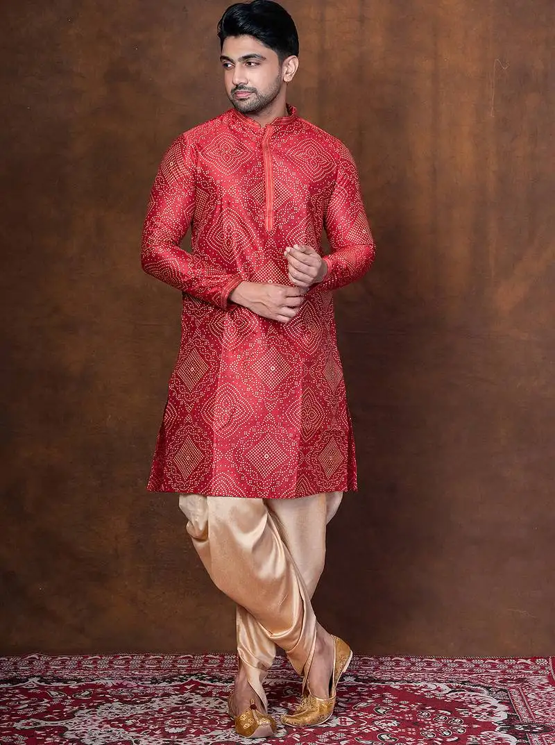 Red dupion kurta for men with embroidered work