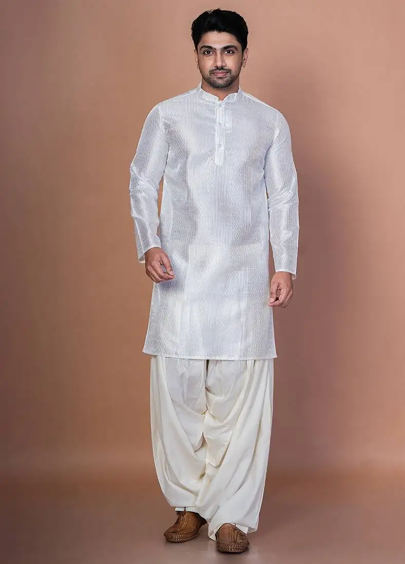 White bangalorian silk kurta for men with embroidery work