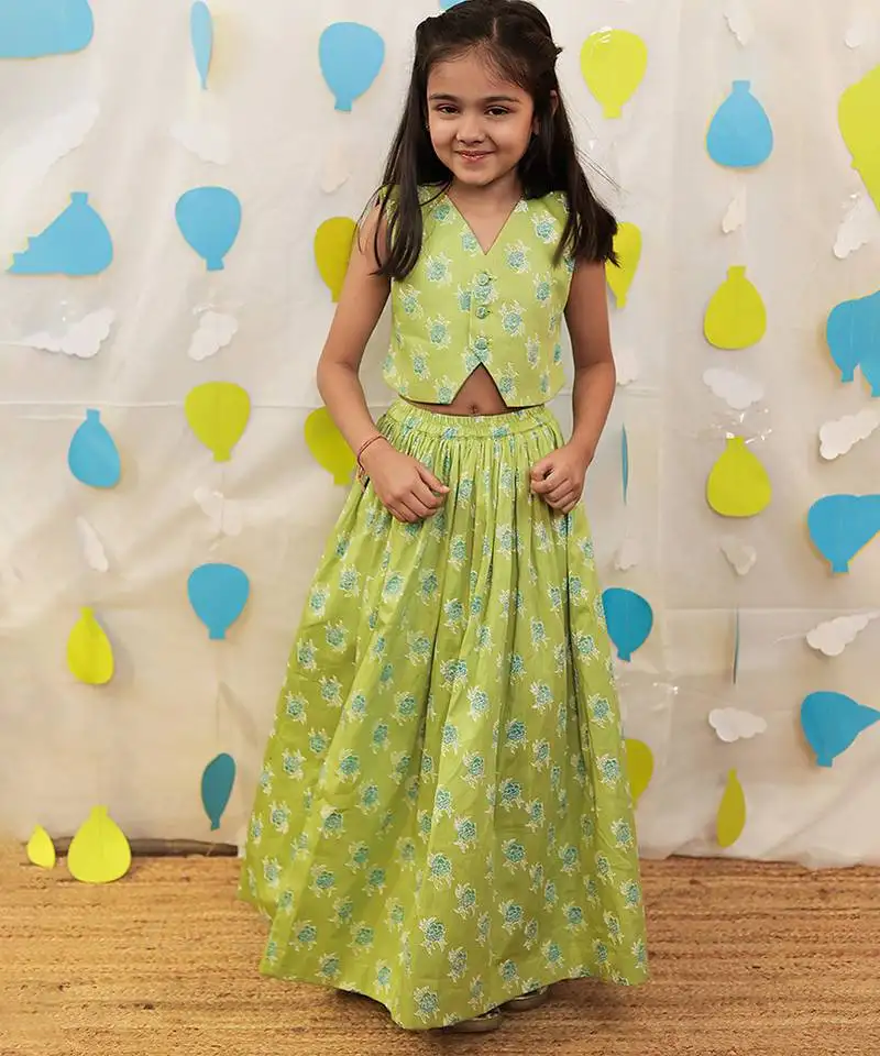 Green embroidered cotton co ord set