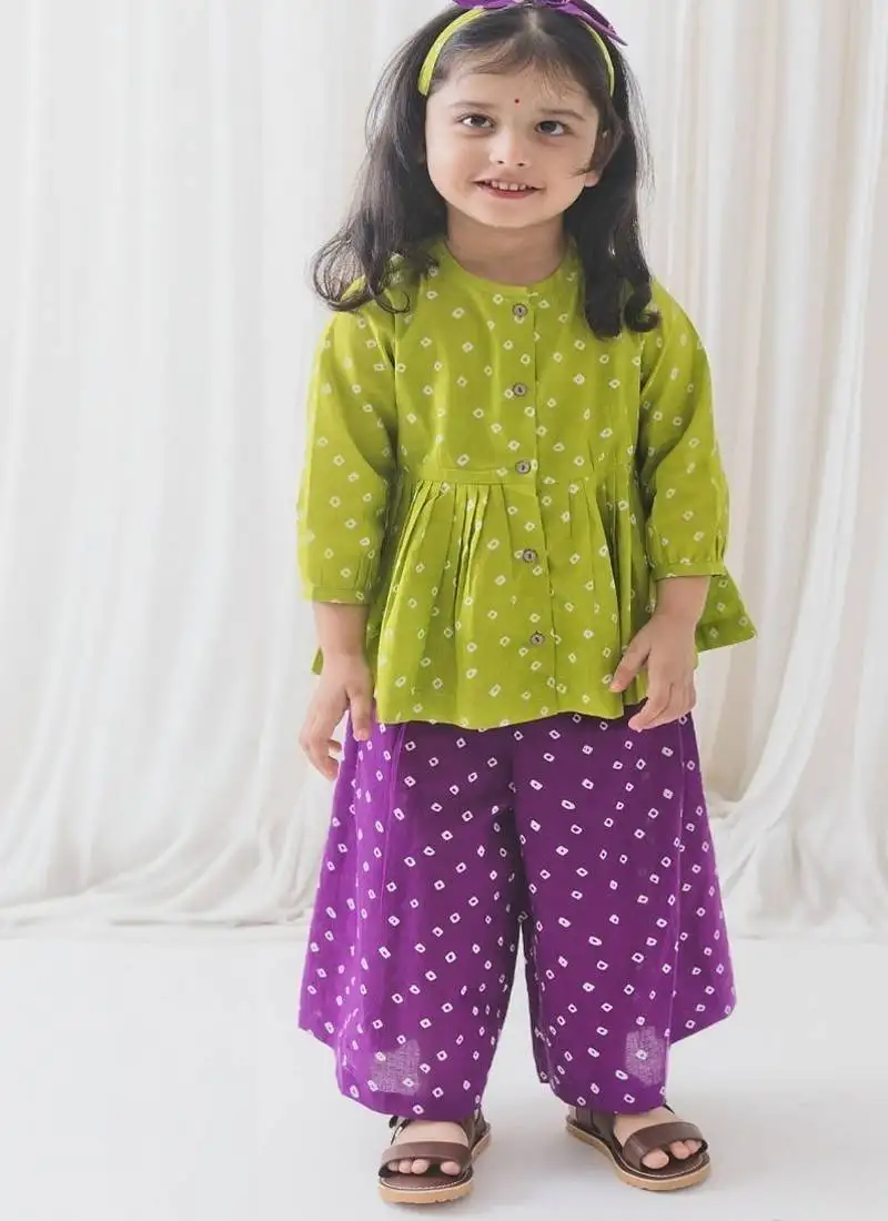Green printed cotton co ord set with headband