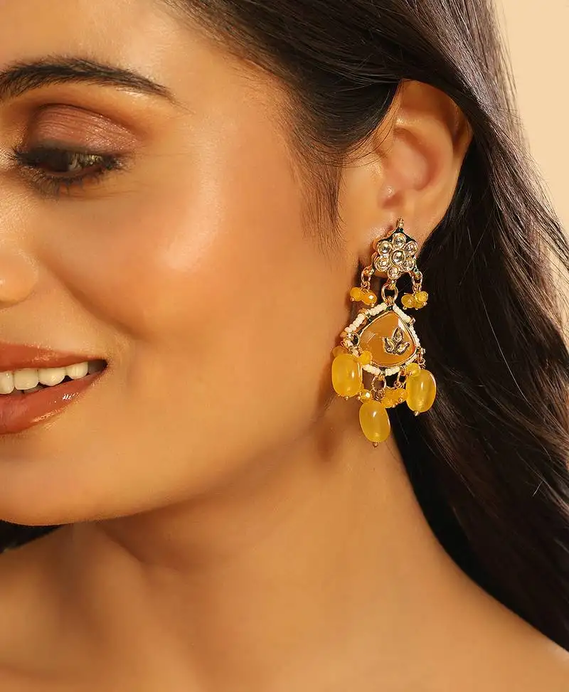 Amber glory ethnic earrings & maang tikka set