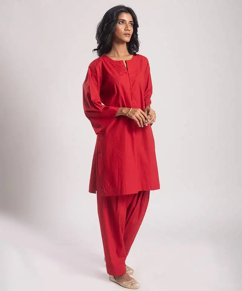 Red cambric plain kurta with bottom