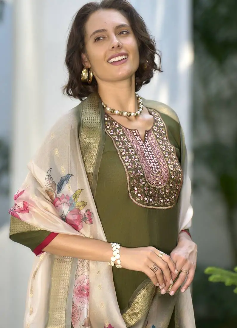 Vatican kurta with bottom organza butti dupatta