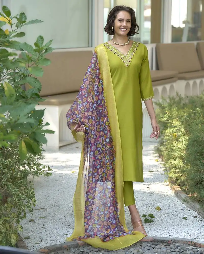 Vatican kurta with bottom chanderi butti dupatta