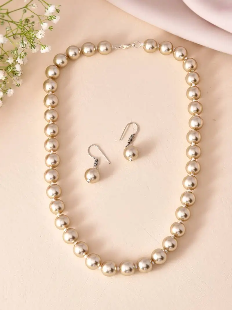 Pearl necklace & earring set fo women