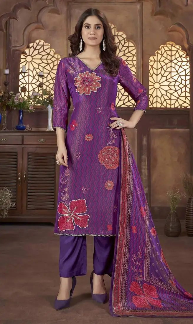 Malti orchid magenta embroidered blended kurta sets