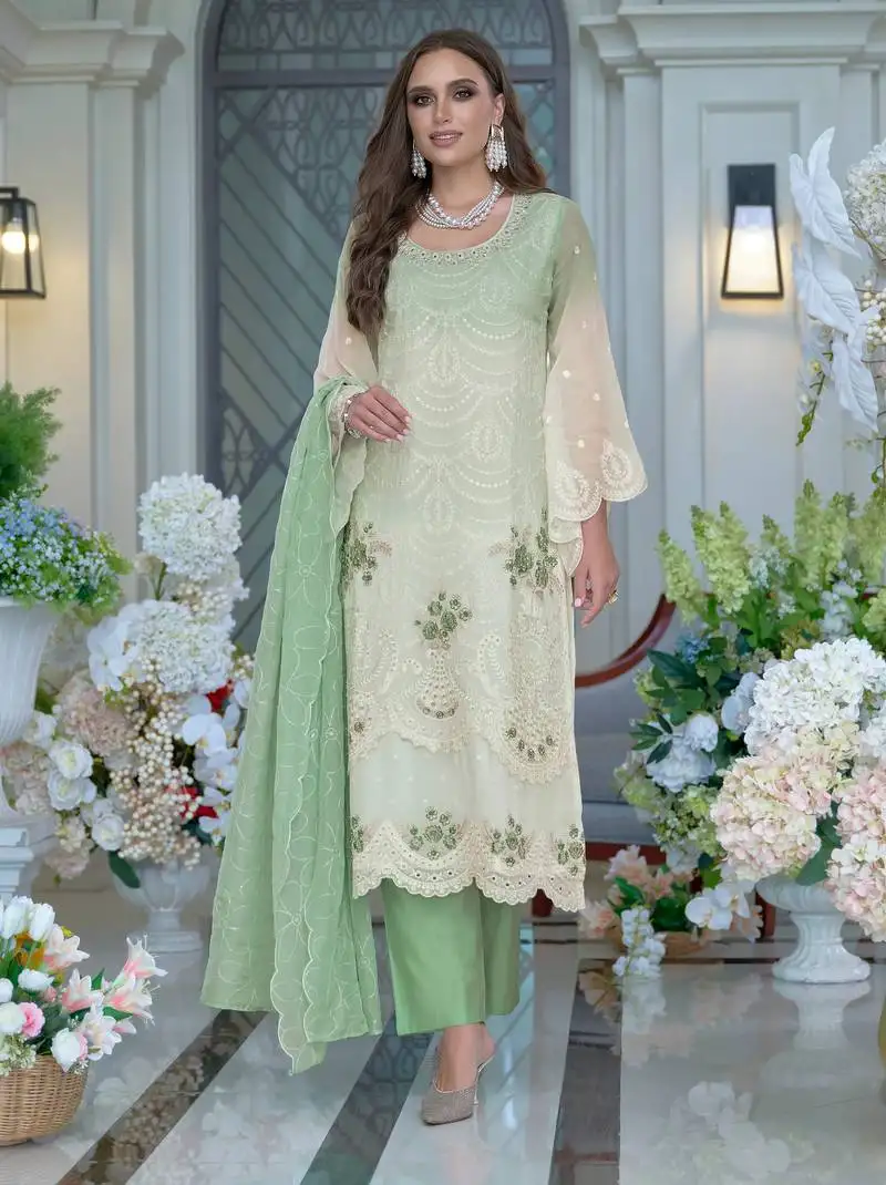Kaynat fern green embroidered blended kurta sets