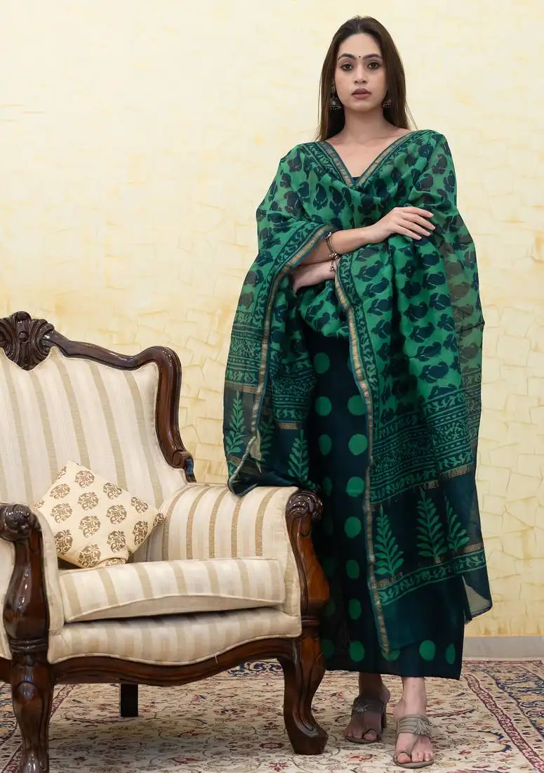 Green printed 3pc unstitched suit set