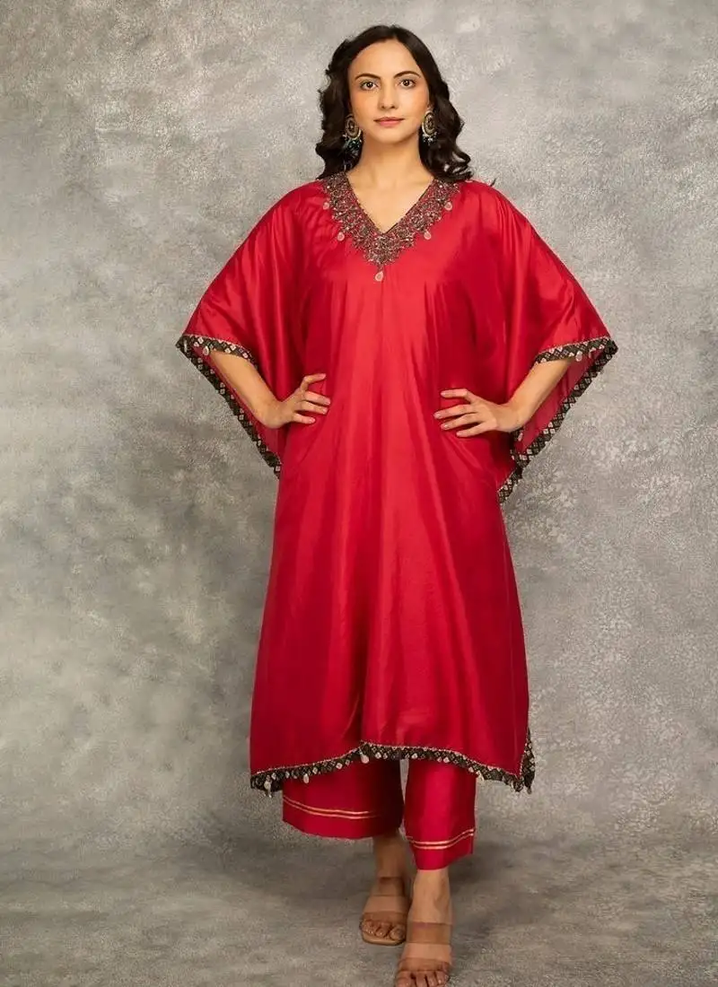 Rose pink cotton silk plain kaftaan set with neckline embroidery