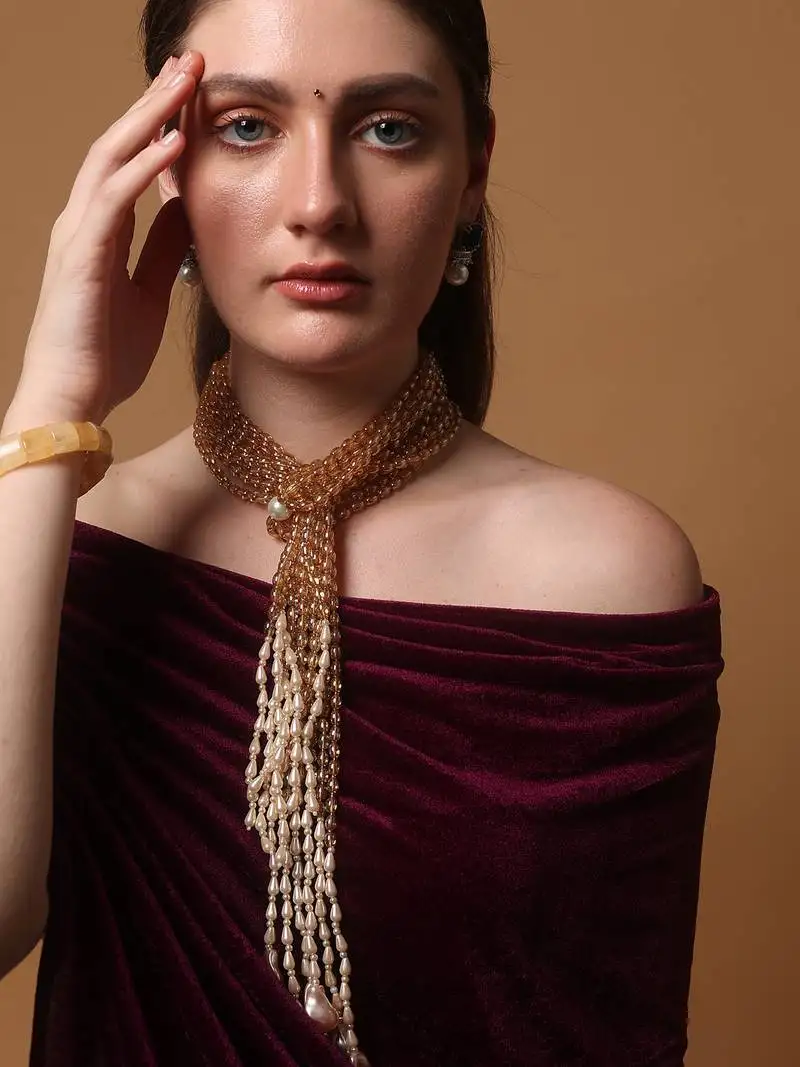 Coral dusk haar pendent necklace