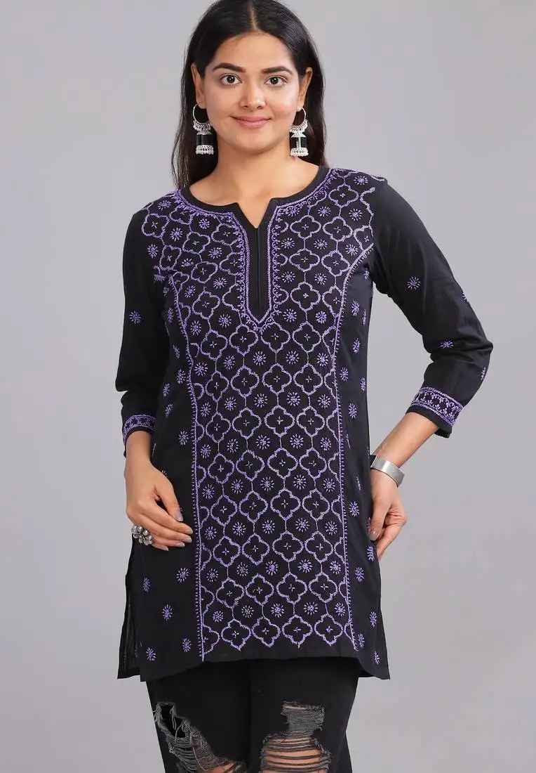 Momina-chikankari-cotton-top