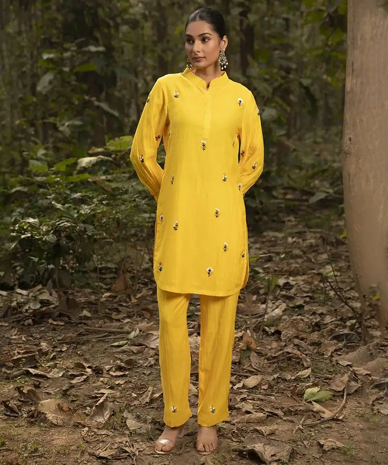 Yellow chanderi silk embroidered kurta and pant