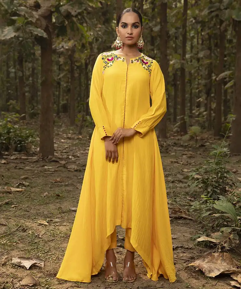 Yellow chanderi silk plain kurta set with neck line embroidery