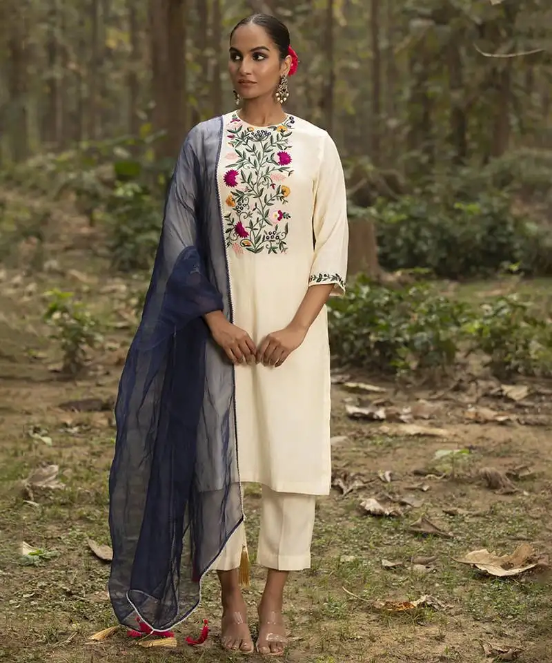 Ivory chanderi silk hand embroidered kurta set