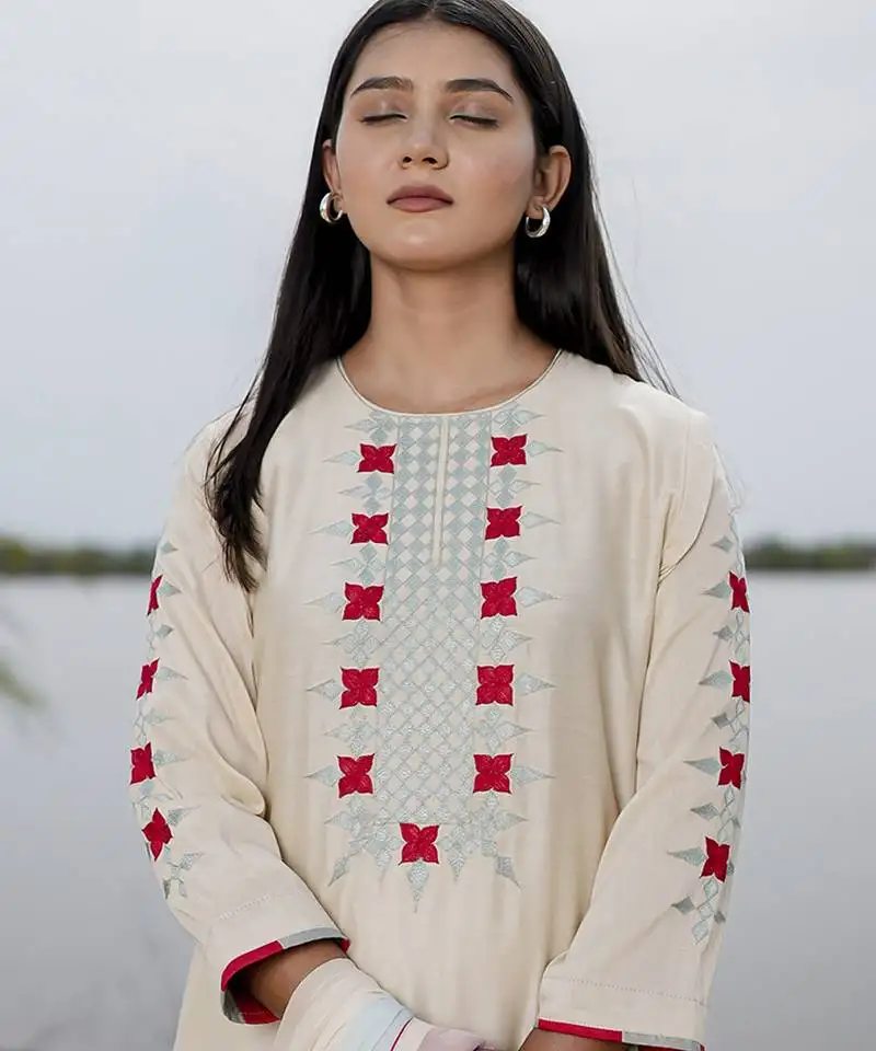 Ivory cotton kurta set with embroidery