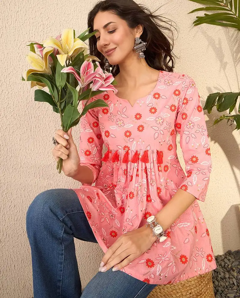 Women pink cotton blend floral printed regular peplum top