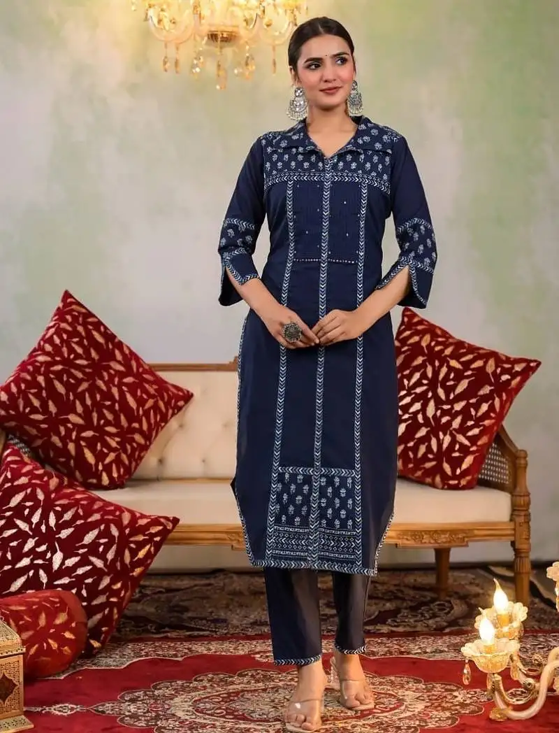 Yutika navy navy blue printed cotton kurta sets