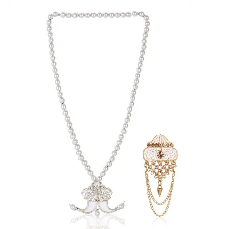 Single-line dulha mala with gold plated brooch