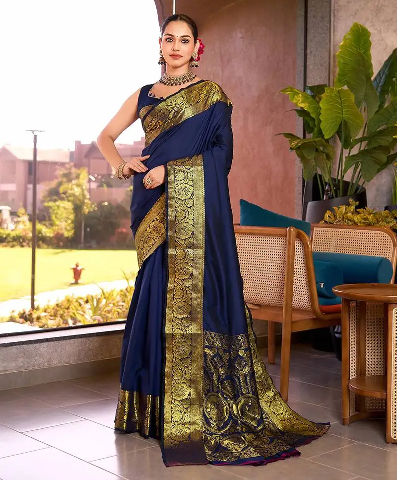 Navy blue woven kanchipuram style saree with blouse piece