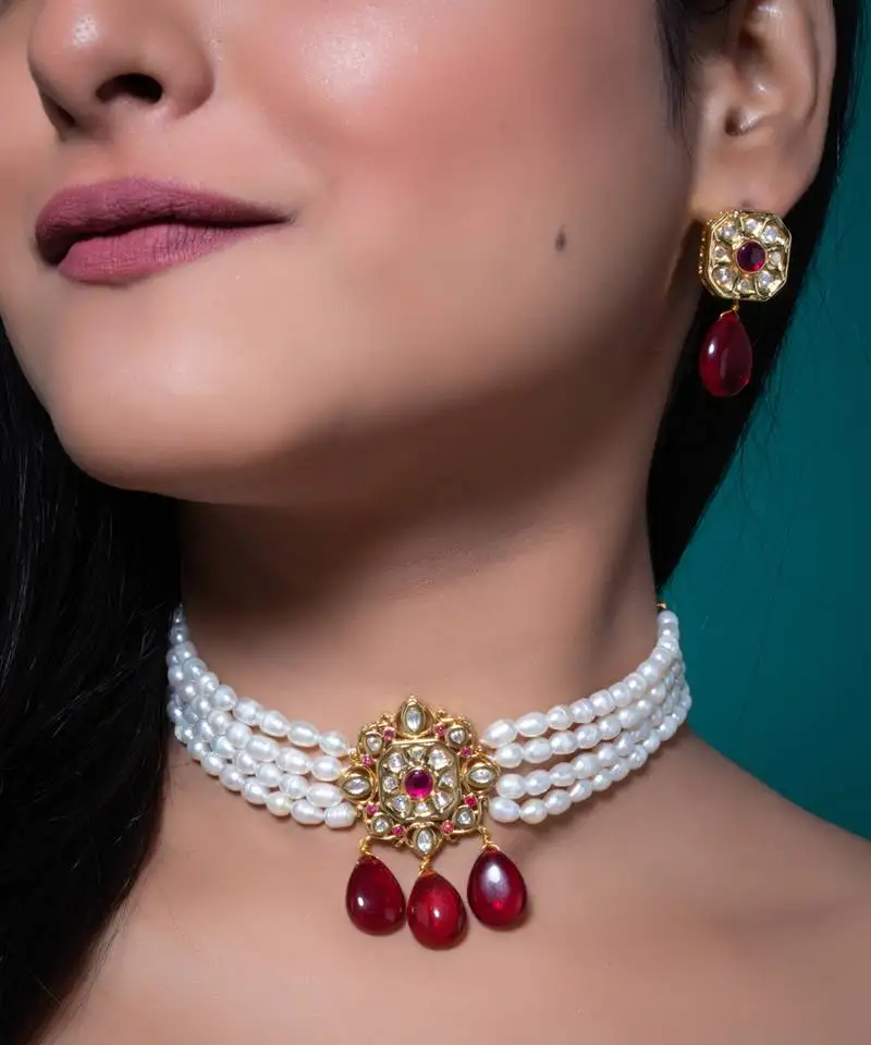 White gold plated necklace set