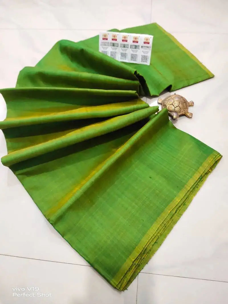 Green bishnupuri pure katan silk saree with blouse piece