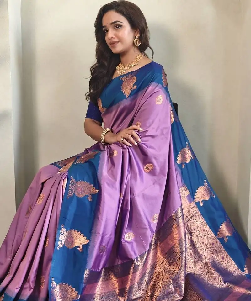 Lavender dual tone silk sarees with zari weaves contrast pallu & designer border