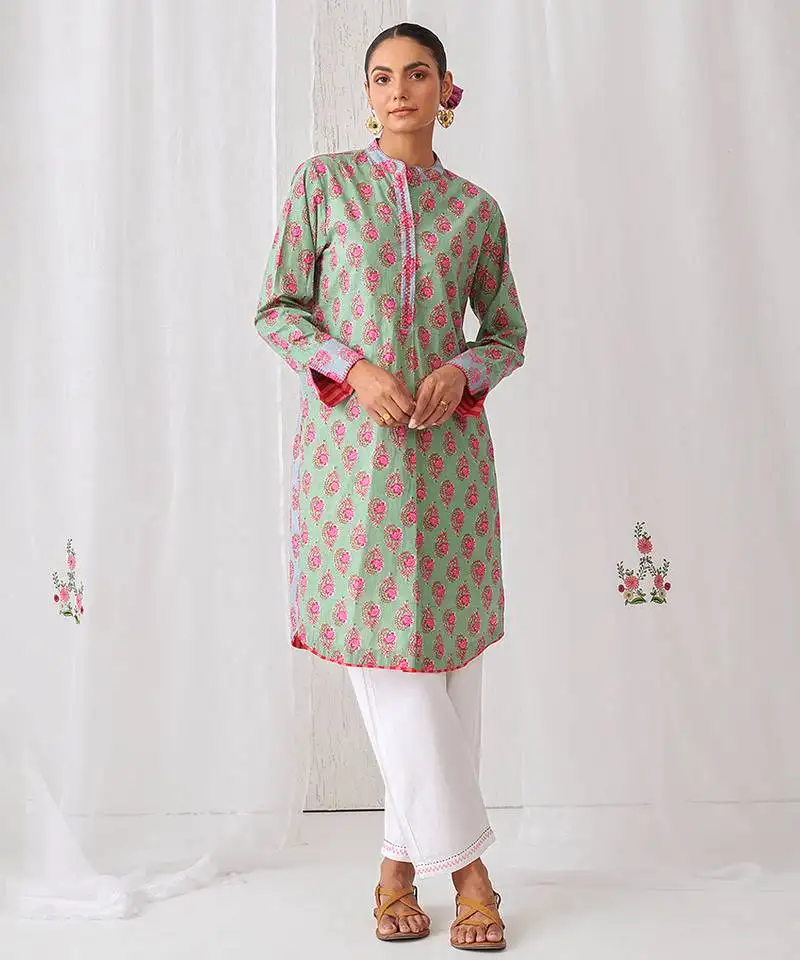Green cotton embroidered kurta set