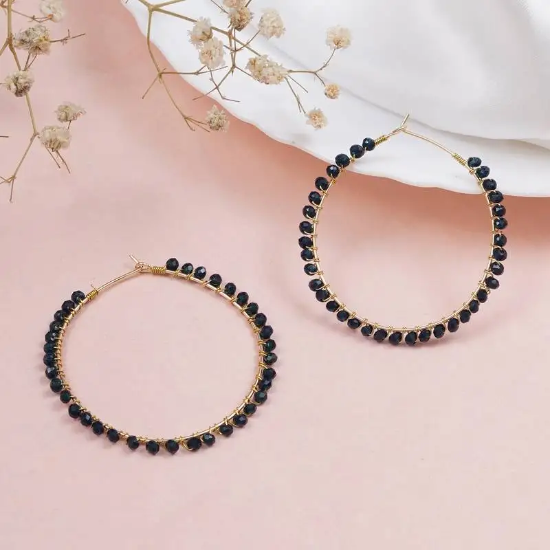 Beaded hoop earrings ( dark blue )
