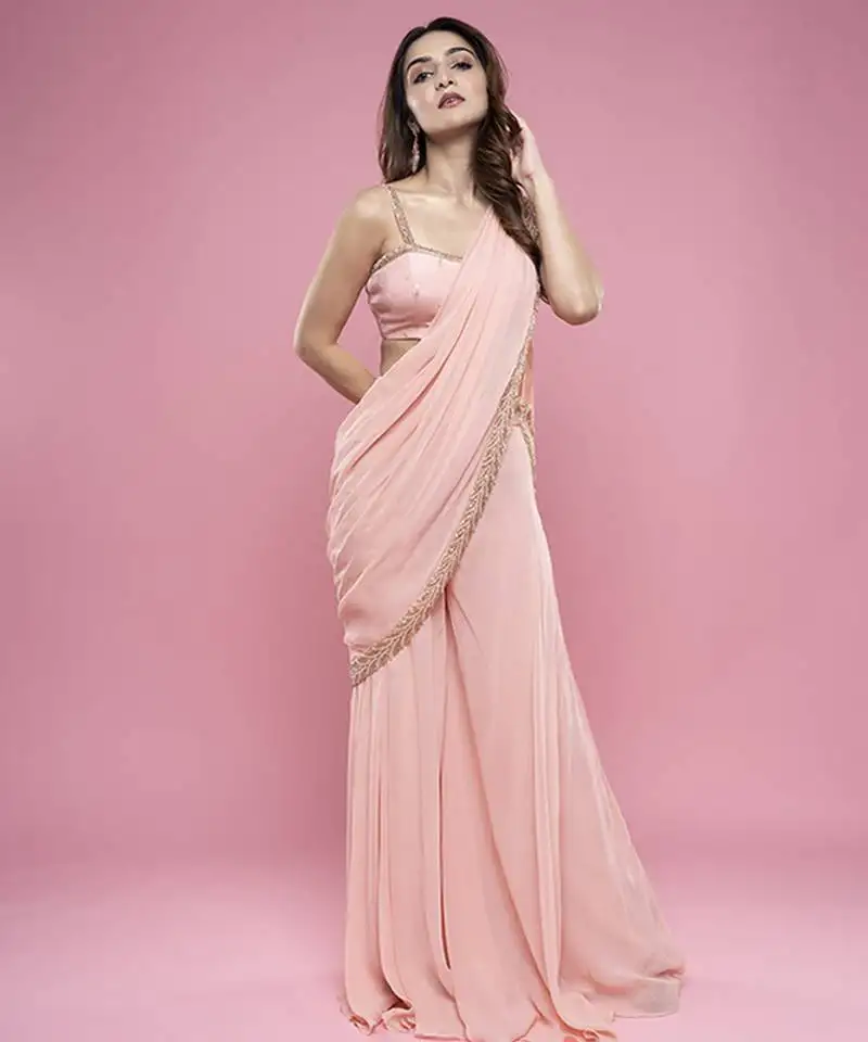 Pink chiffon plain saree with embroidered blouse