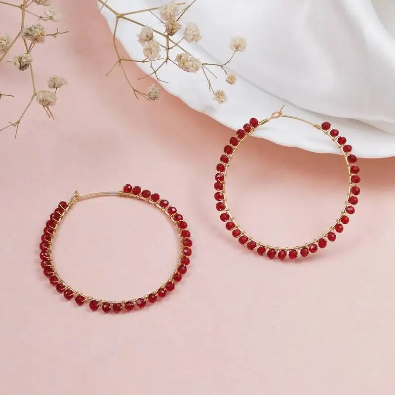 Beaded hoop earrings ( red)