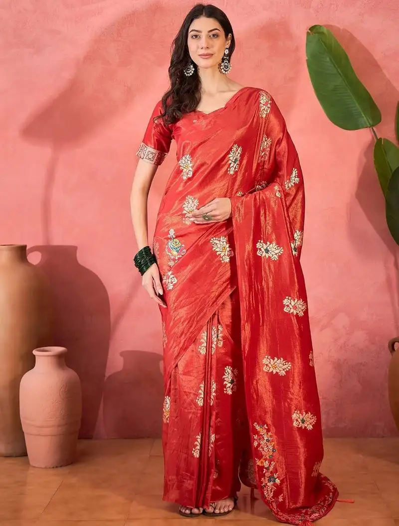 Red silk blend jacquard saree with unstitched blouse piece