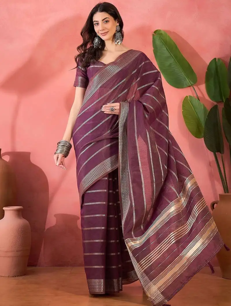 Purple organza jacquard saree with unstitched blouse piece