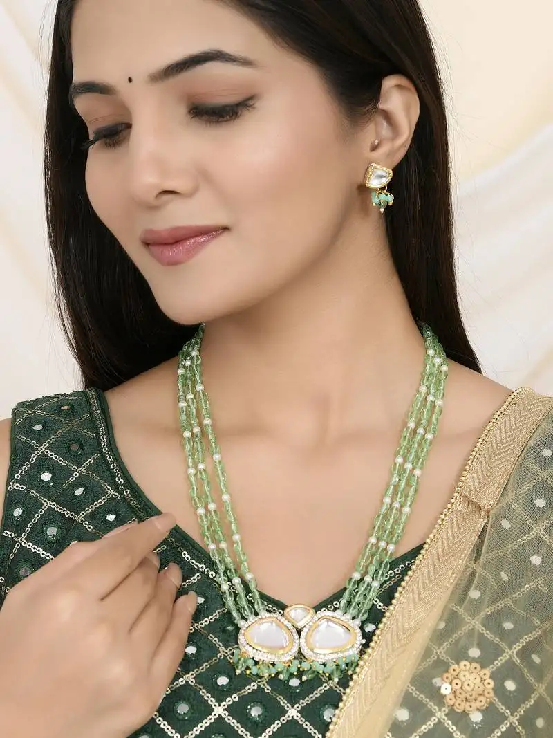 Bridal green beaded kundan necklace set with earrings