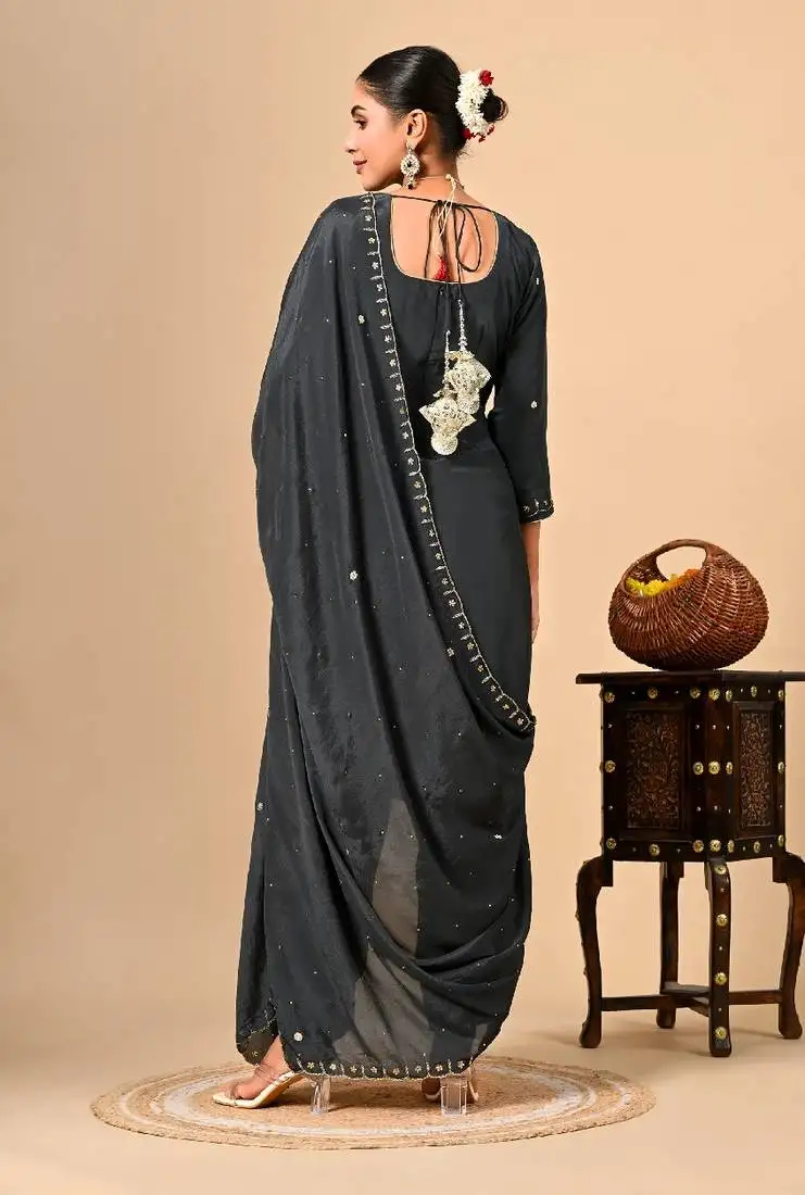 Dark grey kurta set with thread dabka and pearl work