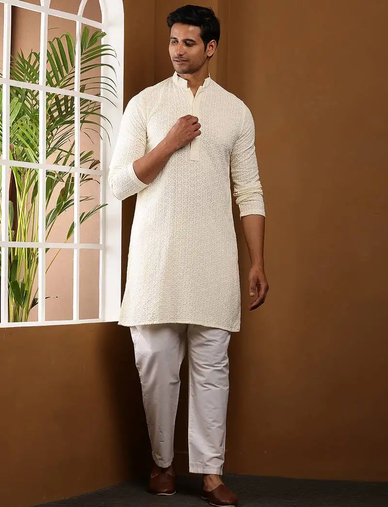 Men's off-white woven viscose blend kurta with straight hem