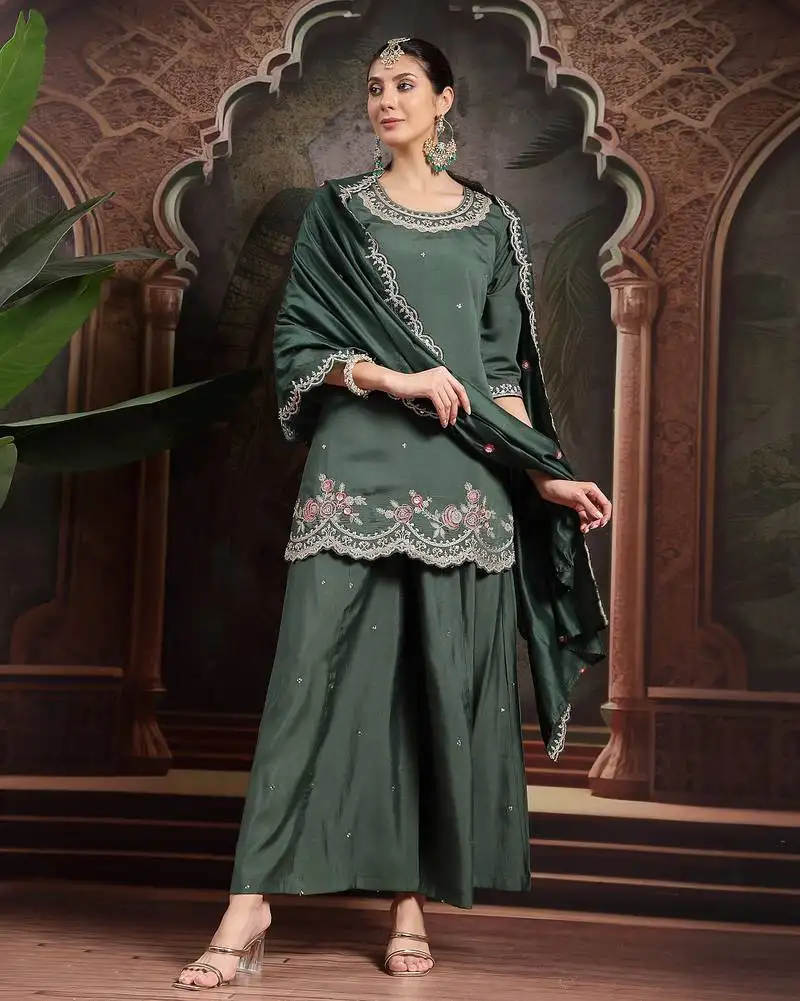 Green silk blend embroidered straight kurta dupatta palazzo set
