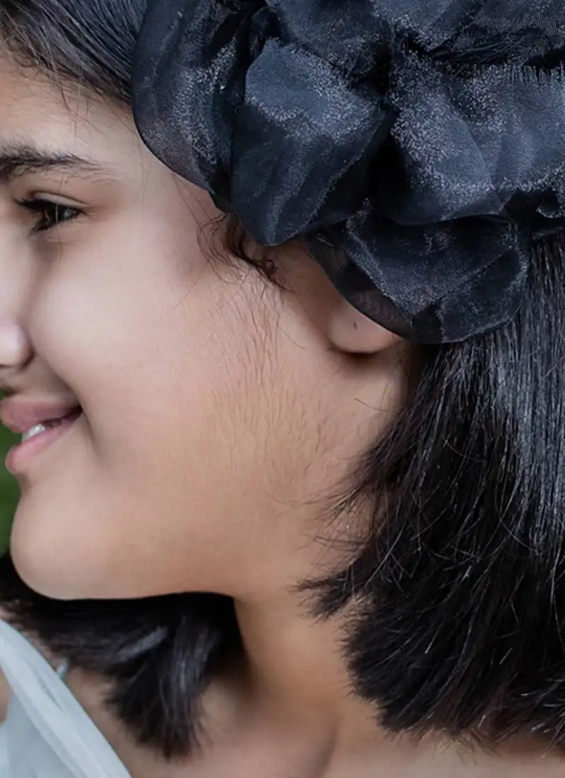 Black plain net fascinator