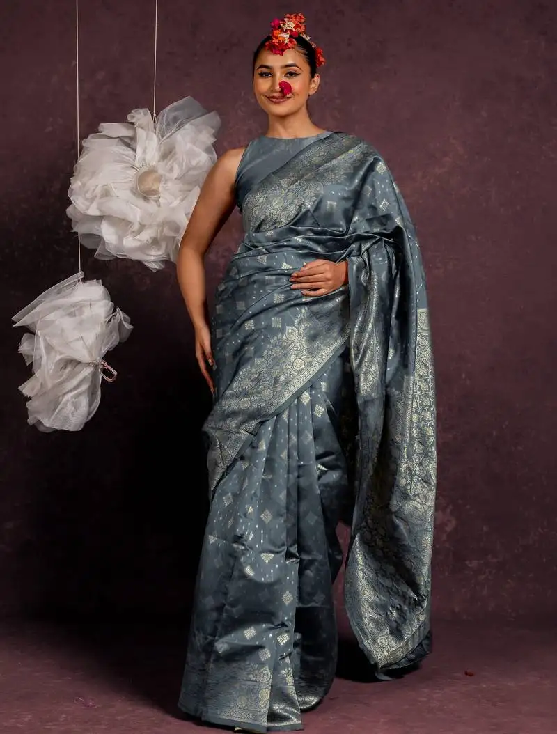 Grey silk blend zari woven design golden zari woven border saree with unstitched blouse piece