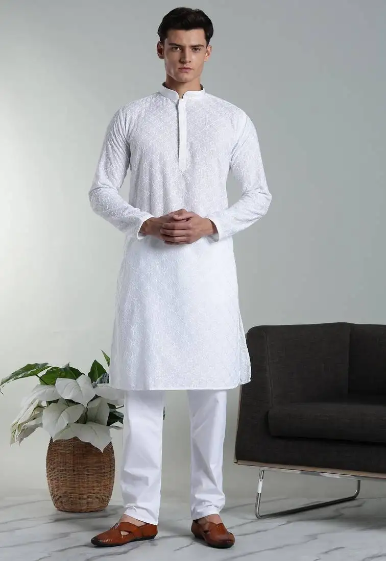Arruga sylish white embroidery kurta pyjama set