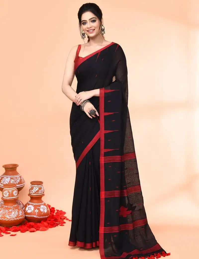 Black mul cotton handloom jamdani saree with blouse piece
