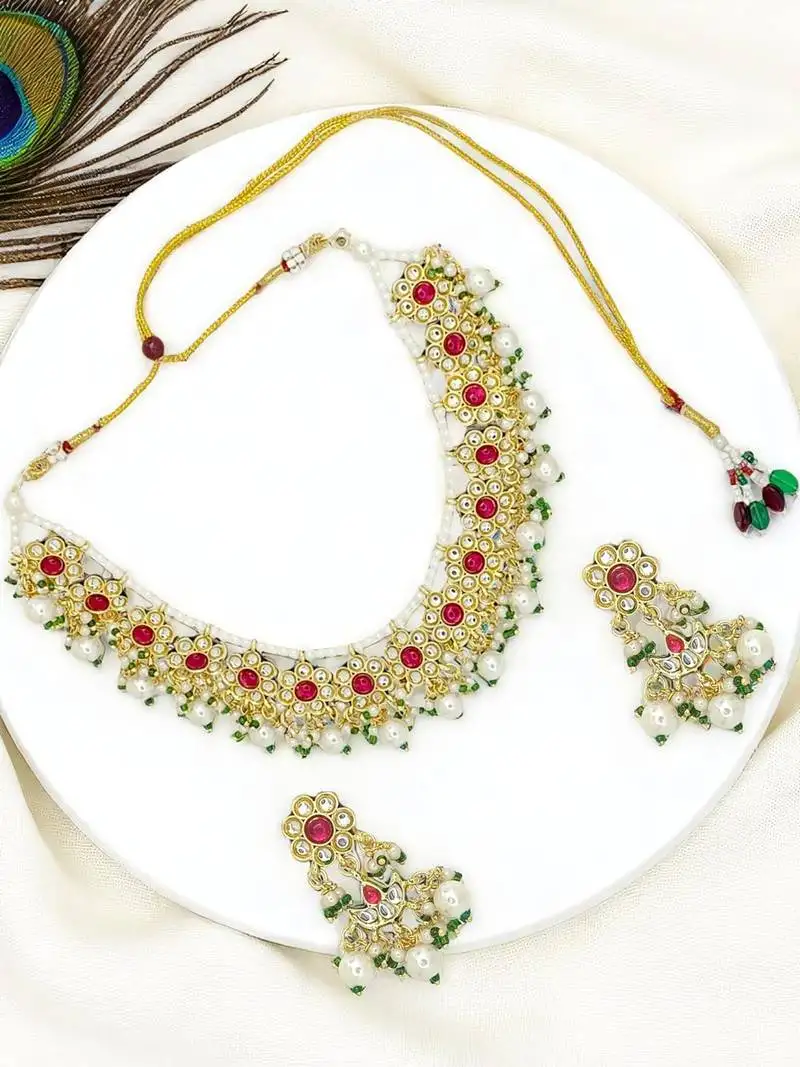 Antique gold-plated kundan maroon beads necklace set