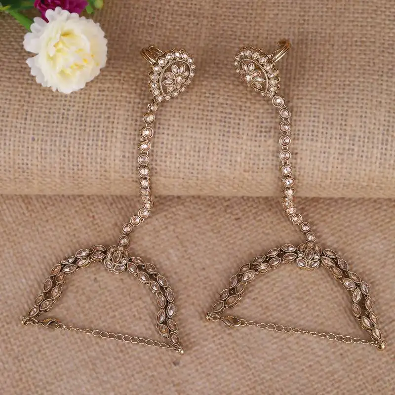 Traditional glamorous flower and oval shape gold plated set of 2 adjustable hathphool(panja) for women