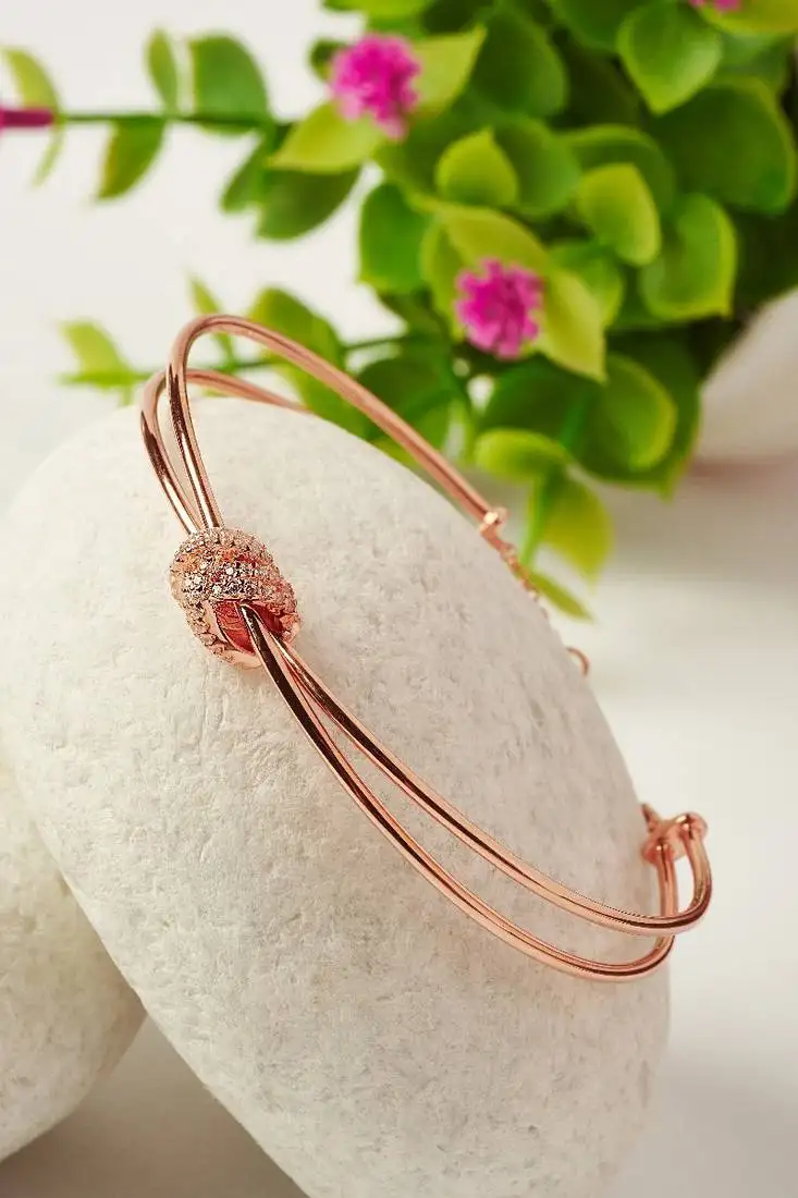 Rose gold sterling silver knot kada