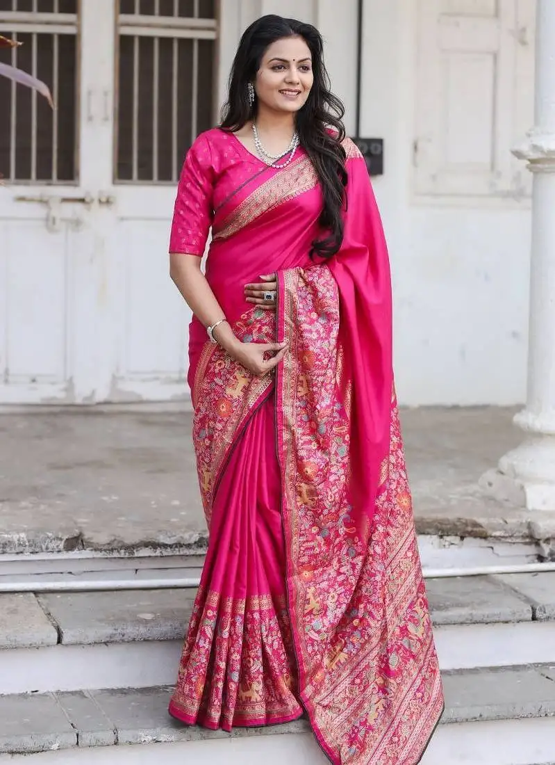 Soft dola silk bend with simple patola printed saree with blouse