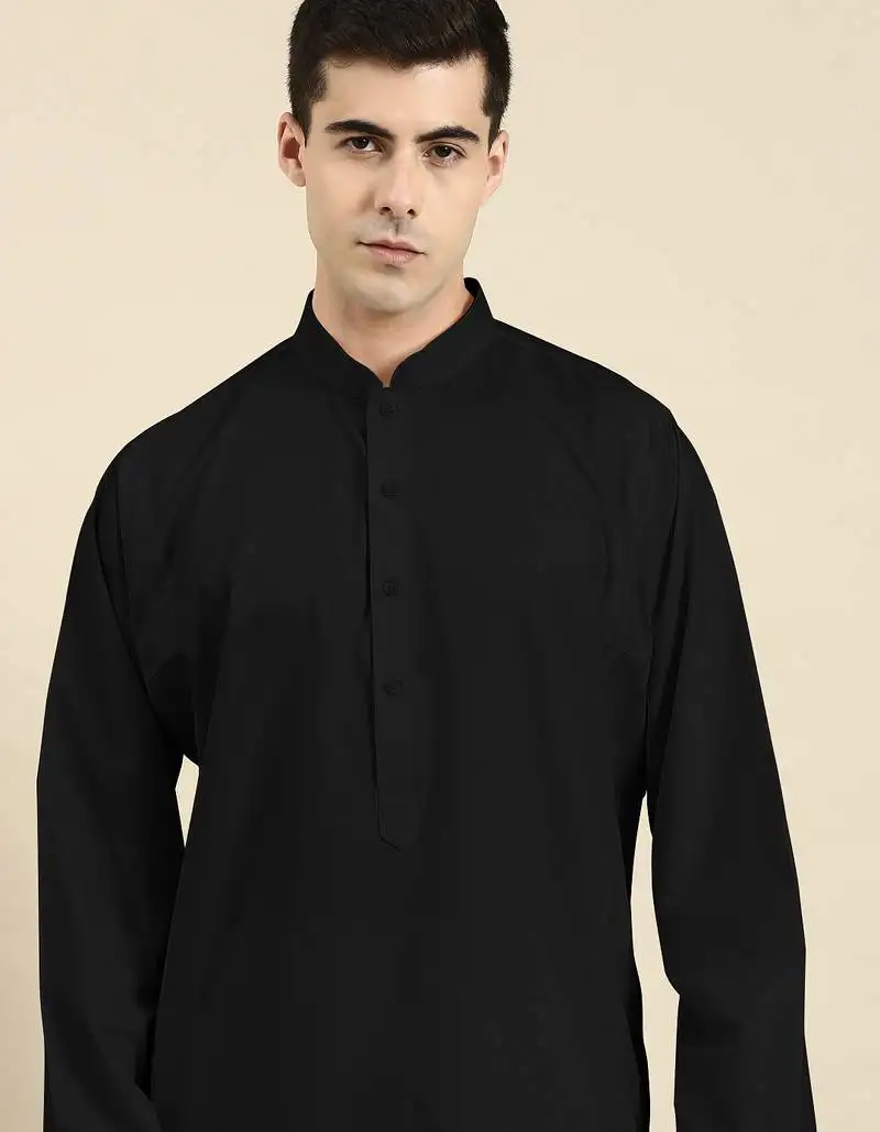 Black jubba (thobe)