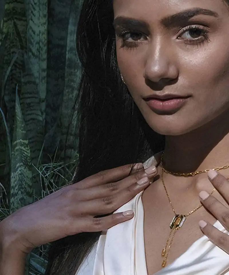 Yellow gold plated pendant with sterling base