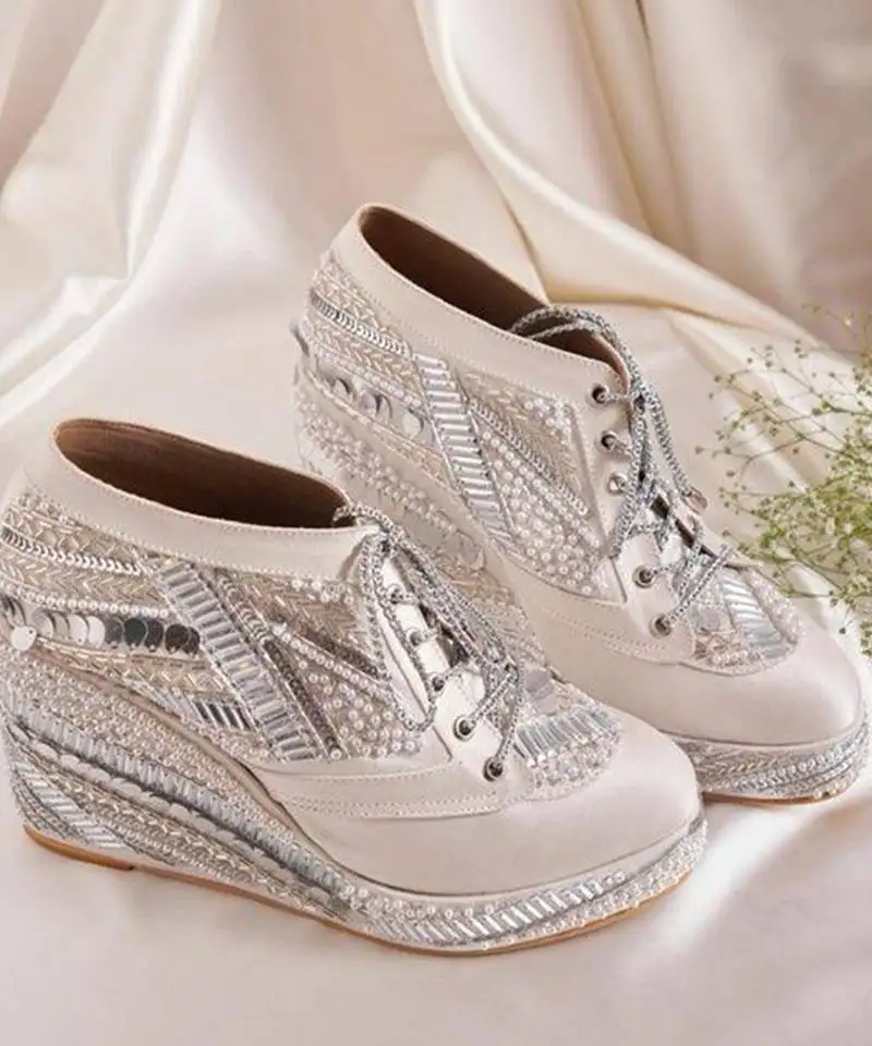 White woven leather wedges shoes