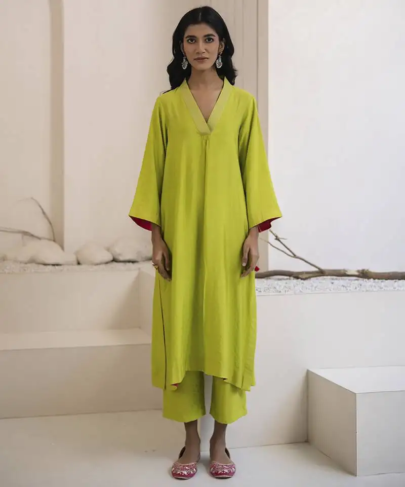 Green plain cotton silk kurta and pant