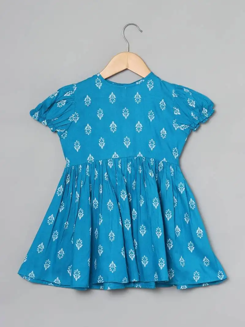 Torquoise-white printed frock in rayon fabric with elasticated sleeves